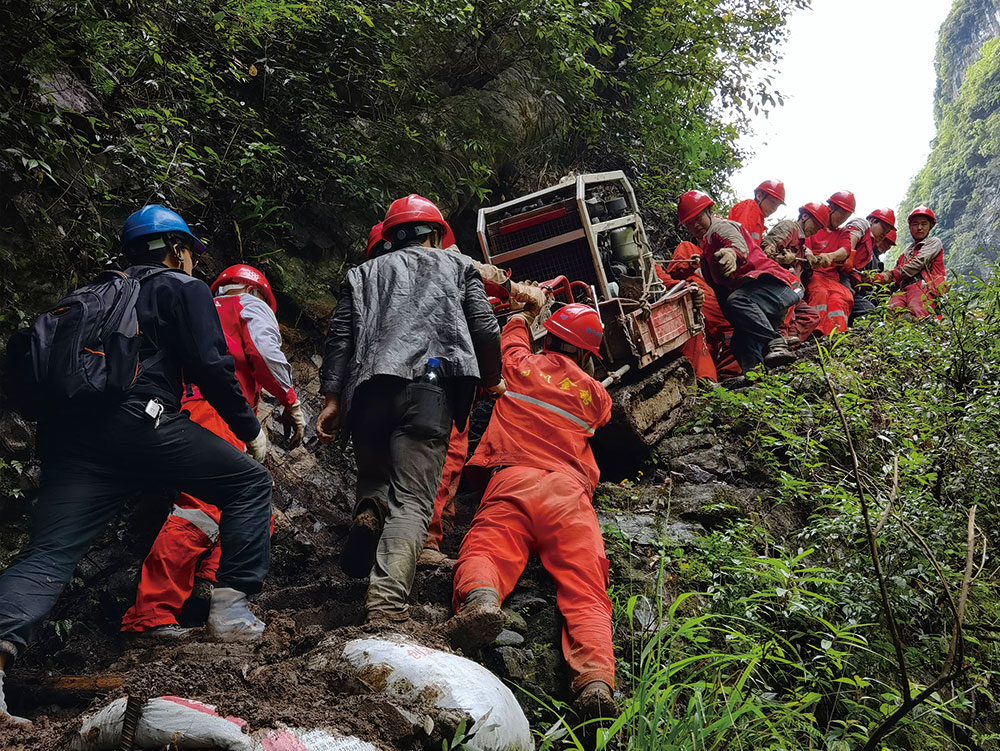 Coring in hard-to-access regions